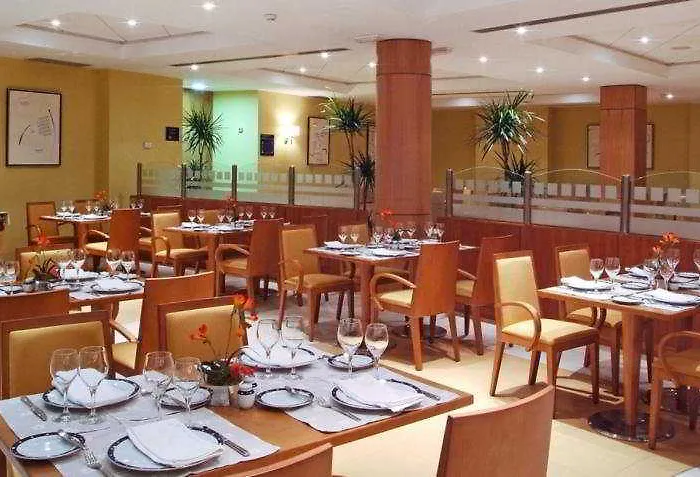 Vertice Indalo ホテル アルメリア