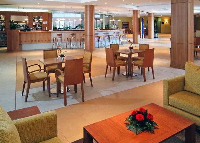 ホテル Vertice Indalo アルメリア