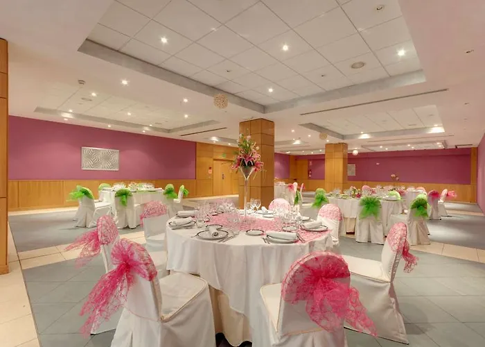 Vertice Indalo ホテル アルメリア