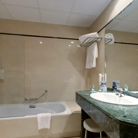 Vértice Indalo Hotel 4*