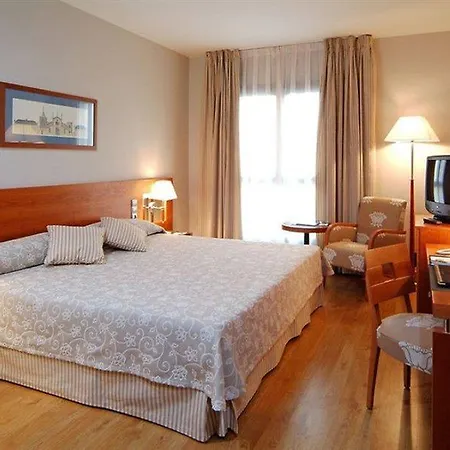 Vértice Indalo Hotel